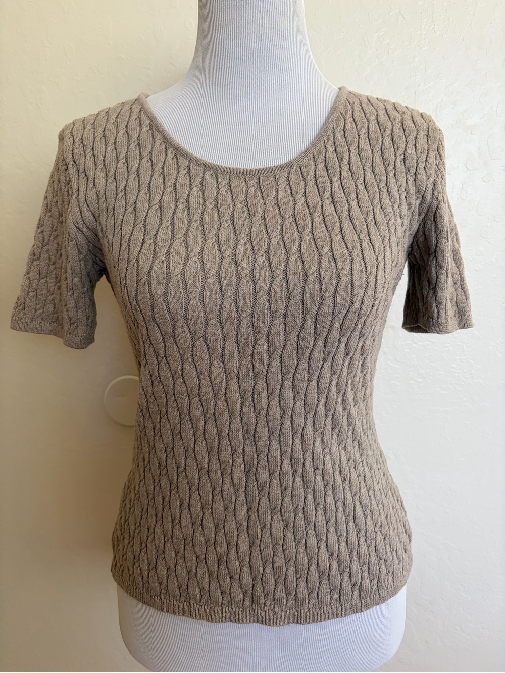 Dana Buchman Taupe Cable-Knit Short Sleeve Scoop Neck Top